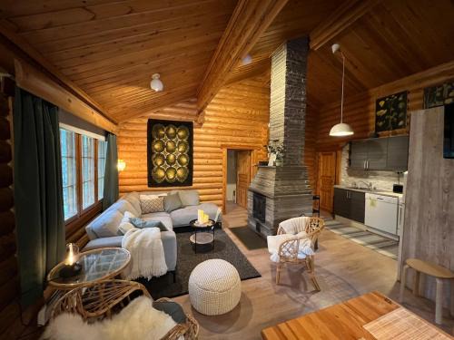 Yllasjarvi Chalet De Esquí | Charming Log Chalet, Ylläs, Wifi, 400m to restaurants