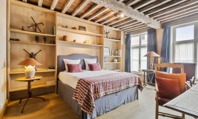 Historical Center Bruges Condominio | Charming & luxe apartment in medieval Bruges