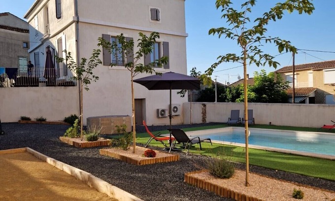 Quarante Casa | Charming Maison de Maitre with private pool in the village center
