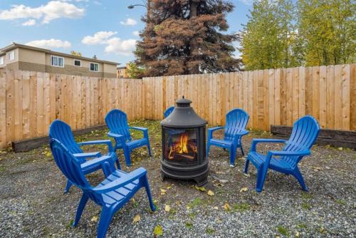 North Star Casa | Charming Midtown Bungalow Slumber Village 2