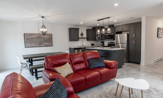 Riverview Casa | ⋆Charming, modern, luxury house with garage⋆
