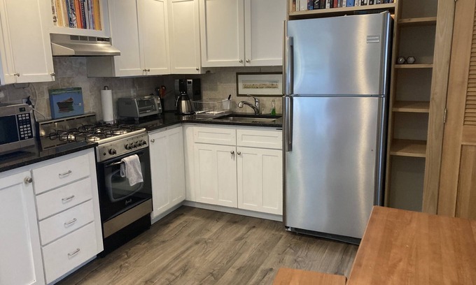 Montauk Apartamento | Charming Montauk Getaway centrally located