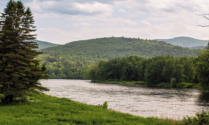 Shelburne Cabaña | Charming Mountain Cottage, 5-bedroom cottage in The White Mountains