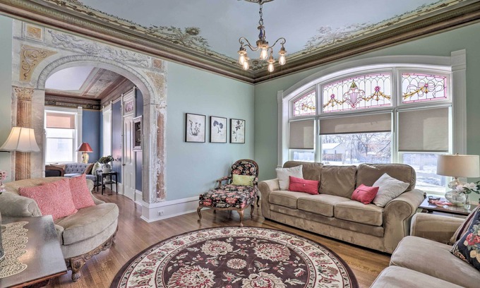 Mount Pleasant Casa | Charming Mt Pleasant Home in Historic Dtwn!