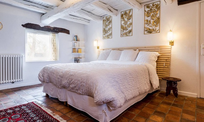 Blain Cama Y Desayuno | Escapada Natural: Suite de Lujo con Jardín, Sala de Yoga y Equipamiento Ecológico