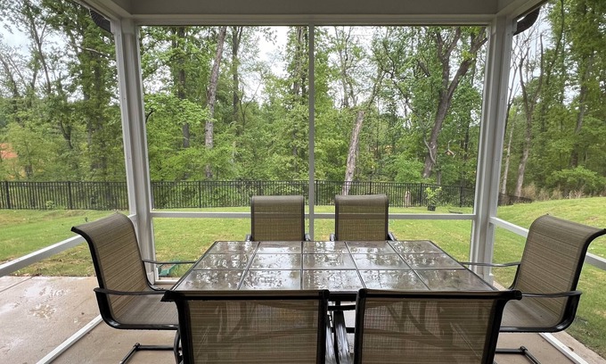Raleigh Casa | Charming new 3-bedroom house in Raleigh w/weekly 15% & monthly 30% discounts