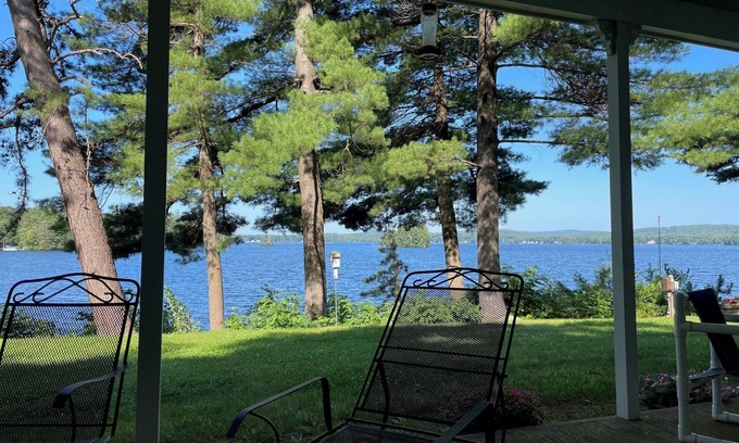 Strafford Cabaña | Charming New England 4bd Family Lake House w/ Yard, Patio, Docks and Views