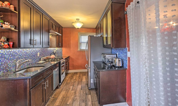 Jericho Casa | Charming New York Escape Near Central Park!