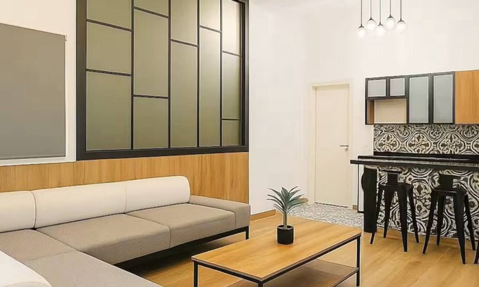 Achrafieh Apartamento | Charming newly renovated Apt in the heart of Beirut/Private entrance & Terrace
