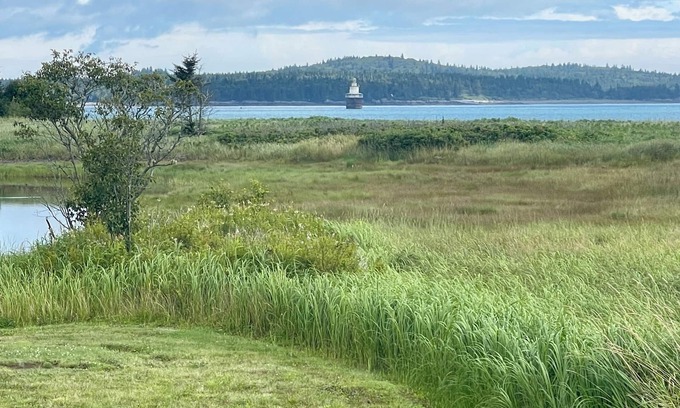 Lubec Cabaña | Charming Newly-Renovated Waterfront Cottage in Lubec