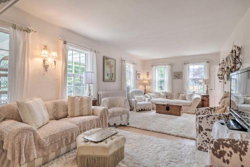 Centerville Casa | Charming Nineteenth-Century Cape Code Escape