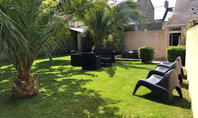 Reville Cabaña | Encantadora casa normanda con jardín privado, cerca de la playa