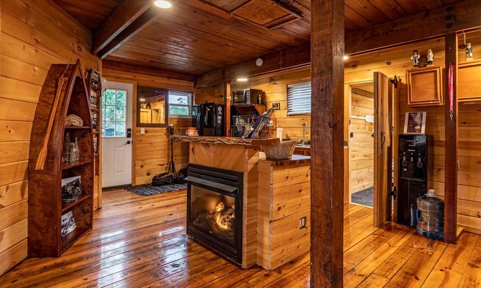 Chaumont Cabaña | Family Waterfront Cabin on Biggest Freshwater Bay in U.S.