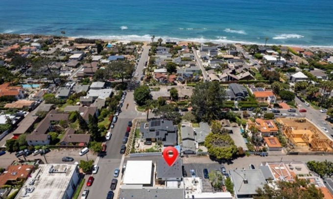 Del Mar Apartamento | Charming Ocean View 2-bedroom apartment with AC in Del Mar!