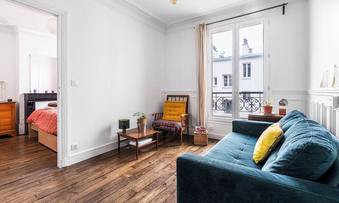 Quartier de la Goutte-d'Or Apartamento | "Charming Parisian Retreat: Cosy Apartment in the Heart of Montmartre"
