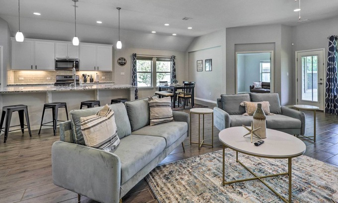 Pflugerville Casa | Charming Pflugerville Home ~ 25 Mi to Austin!