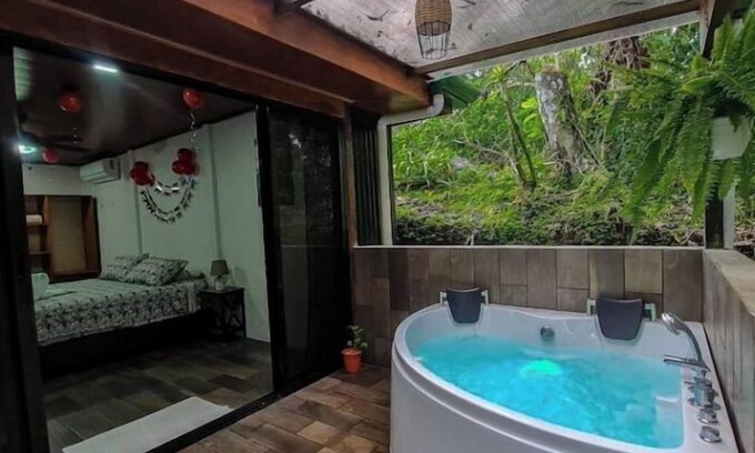La Fortuna Cabina | Lugar encantador con Jacuzzi Privado