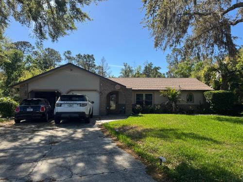 New Port Richey Casa | Charming Pool House close to the Gulf of America