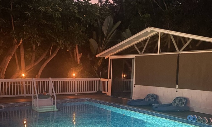 Kona Palisades Cabaña | Charming Pool House with Kona Country Feel