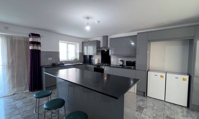 Cradley Apartamento | Charming private 1-bedroom apartment with private bathroom
