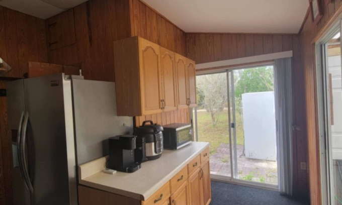 Fellowship Apartamento | Charming Private Studio on Quiet Horse Farm – 12 Minutes from WEC Ocala, FL.