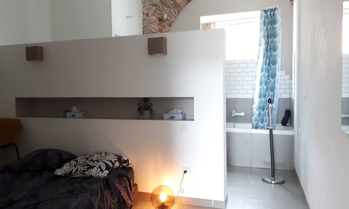Bompas Apartamento | Charming, quiet and functional apartment with a garden. Free parking in front