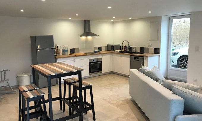 Salles-en-Toulon Casa | 🏡 Charming quiet house - near Civaux & Poitiers 🏡