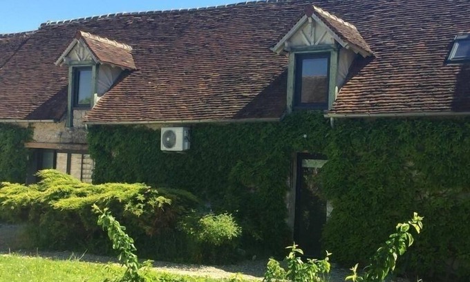Beaune-la-Rolande Cabaña | Casa cómoda y acogedora cerca del bosque de Orleans