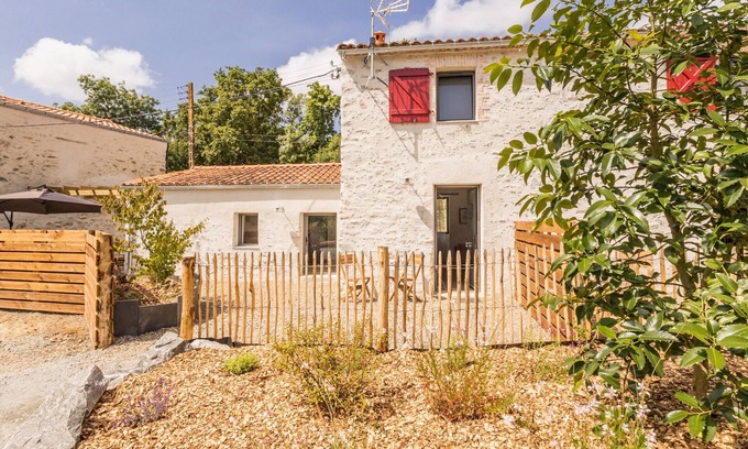 Saint-Colomban Cabaña | Casa rural renovada con jardín cerca de Nantes, admite mascotas