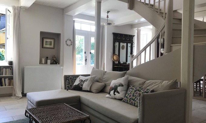Villeneuve Casa | Charming renovated country house!