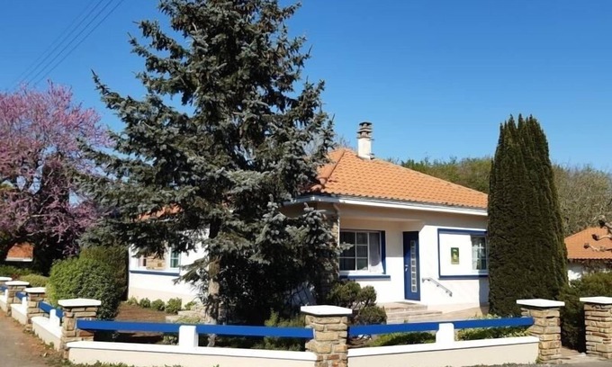 Machecoul Cabaña | Casa familiar renovada con jardín, cerca del mar