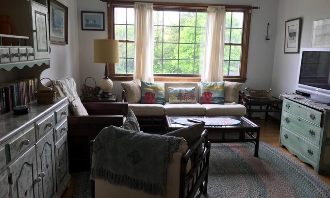 North Truro Casa | A pie de la playa de almacenamiento en frío de este alquiler con encanto