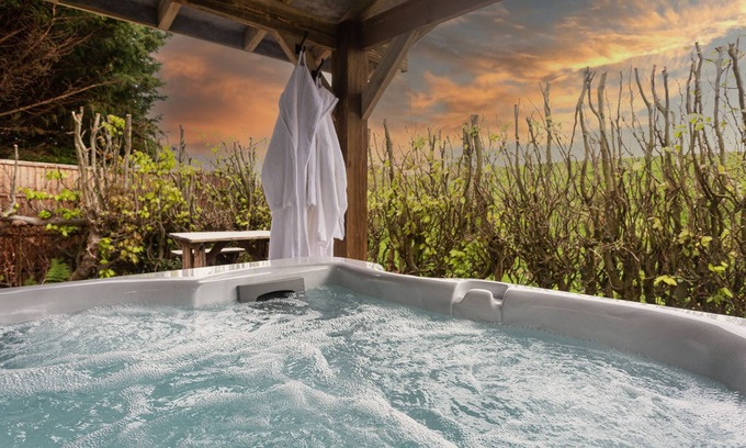 Workington Cabaña | Charming Retreat Near Lake District with BBQ Hut
