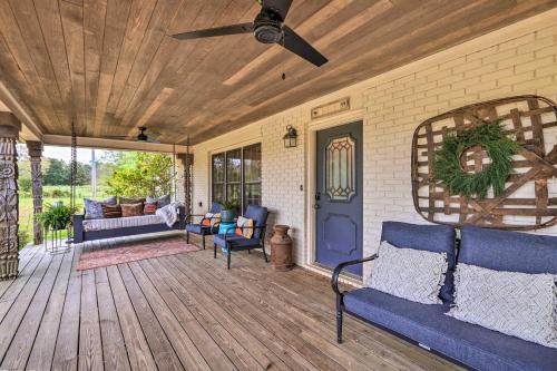 Greenville Casa | Charming Retreat on 80-Acre Willow Rock Ranch!