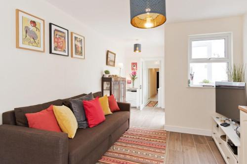 Drumcondra Apartamento | Charming Riverside Apartment - Minutes from City