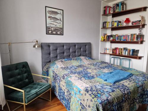 Toolo Casa | Charming room by Rock Church