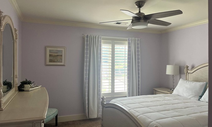 Collierville Casa | Charming room in Beautiful Custom Home- 30 day stay minimum