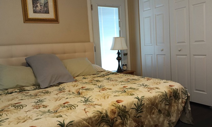 Lakeland Apartamento | Charming Room- Studio with AC and WiFi in soothing Lakeland