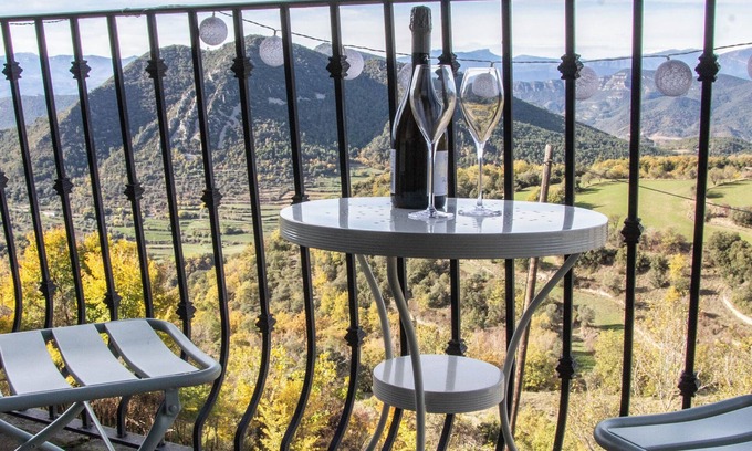 La Fueva Apartamento | Casa rural con encanto, Casa Blan, en Troncedo, con vistas magníficas a Ordesa