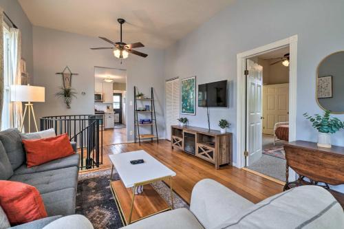 Santa Paula Casa | Charming Santa Paula Home - Walk to Downtown!