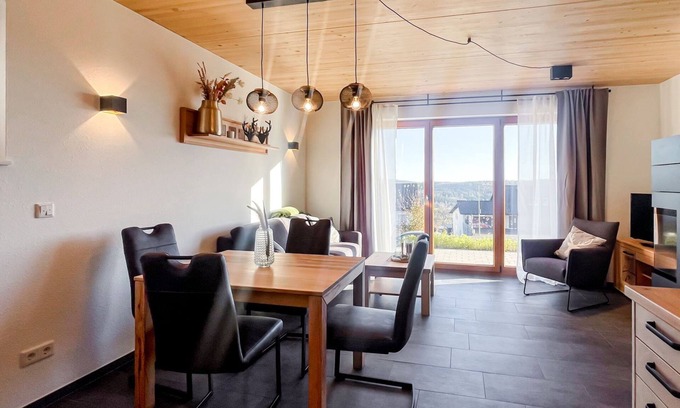Neuastenberg Casa | Charming semi-detached house for 4 people with an infrared cabin.