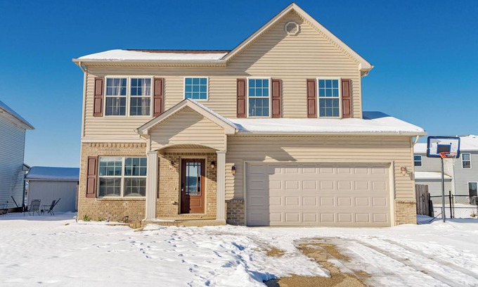 Shepherdsville Casa | Charming Shepherdsville Cozy Home with Lakeside views