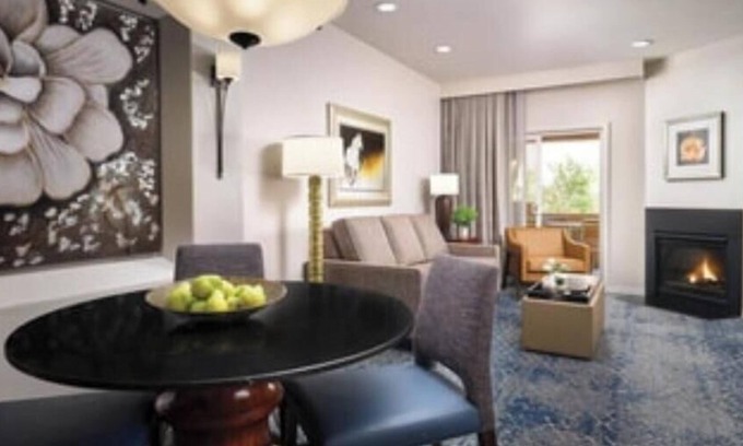 North Scottsdale Villa | Charming Sheraton Desert Oasis villa with AC, WiFi in gorgeous Scottsdale