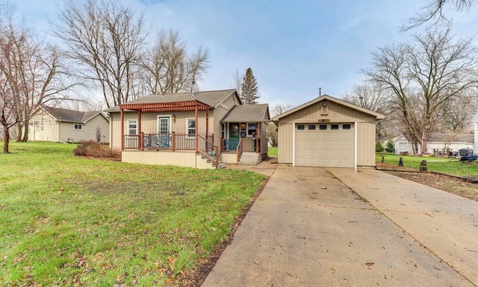 Spirit Lake Casa | Charming Spirit Lake Home - 6 Mi to Arnolds Park!