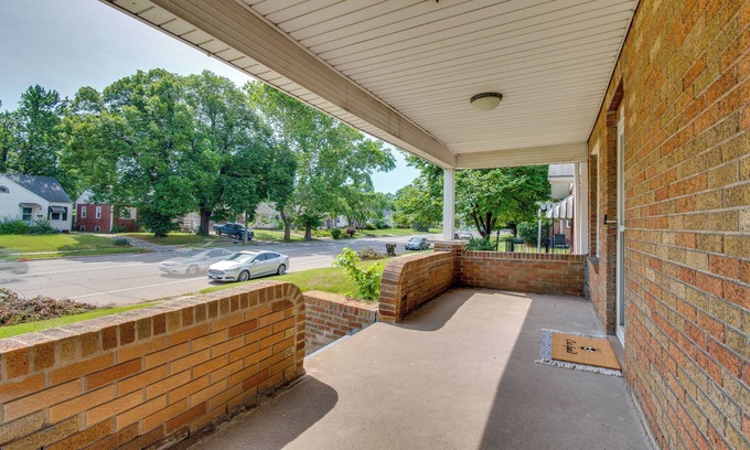 Springfield Cabaña | Charming Springfield Home: 2 Mi to Downtown