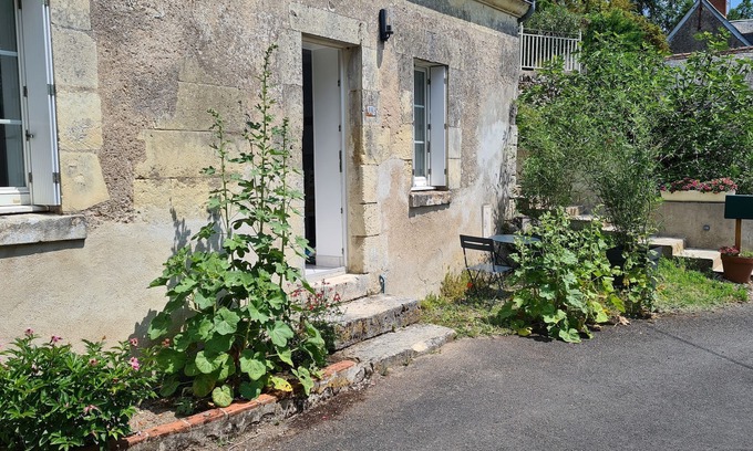 Montlouis-sur-Loire Casa | Charming stone house, 3*, quiet, close to amenities, Touraine Cottage