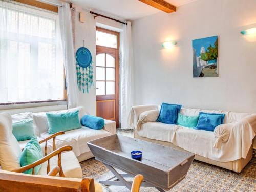 Le Mesnil Casa | Charming Stay in Viroinval
