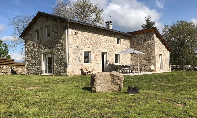 Saint-Jeures Cabaña | Casa de Campo cerca del lago y rutas de senderismo