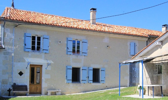 Chalais Cabaña | Encantador gîte rural con jardín privado, cerca de La Genétouze, ideal para familias y teletrabajo
