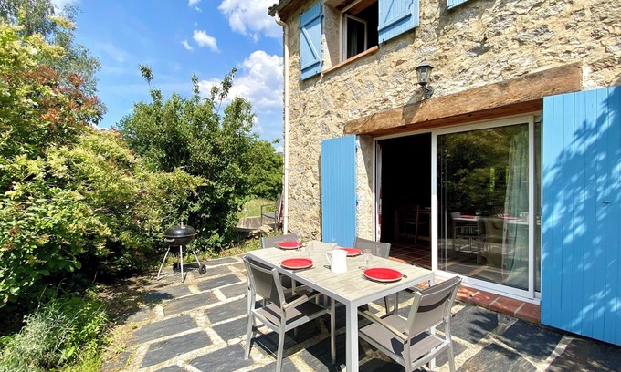 Fuilla Casa | Encantadora casa de piedra con piscina a los pies del Canigó - Conflent